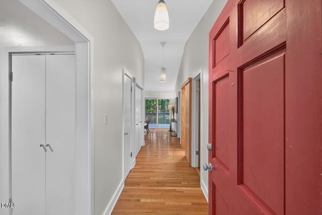 614 Hatch Road, Chapel Hill, NC 27516