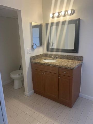 639 Executive Center Drive, West Palm Beach, FL 33401