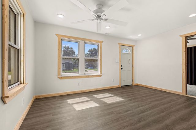 332 Gilbert Terrace, Machesney Park, IL 61115
