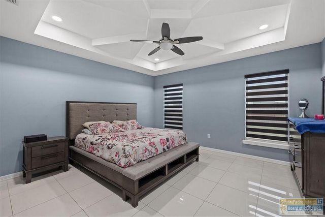 9430 Cajun Boulevard, Los Fresnos, TX 78566