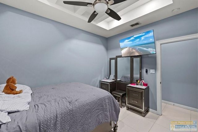 9430 Cajun Boulevard, Los Fresnos, TX 78566