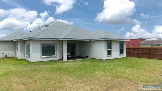 9430 Cajun Boulevard, Los Fresnos, TX 78566