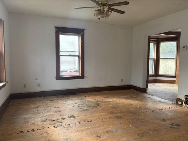 543 JACKSON STREET, Oshkosh, WI 54901