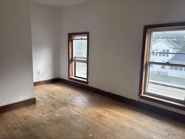 543 JACKSON STREET, Oshkosh, WI 54901