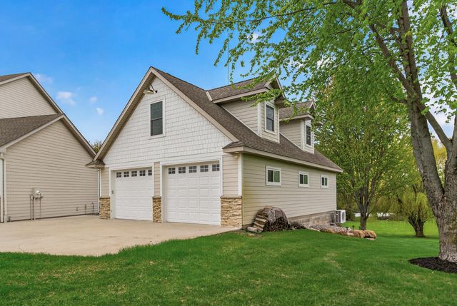 4895 Eagle Ridge Road, Loretto, MN 55357