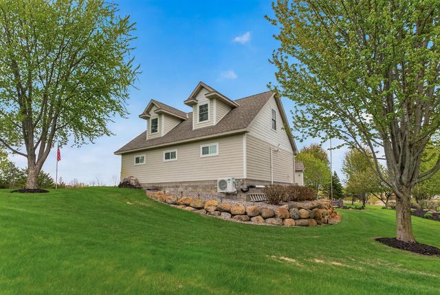 4895 Eagle Ridge Road, Loretto, MN 55357