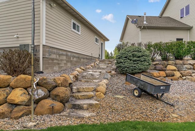 4895 Eagle Ridge Road, Loretto, MN 55357