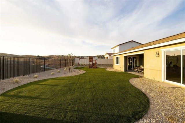 39301 Saddle Drive, Palmdale, CA 93551