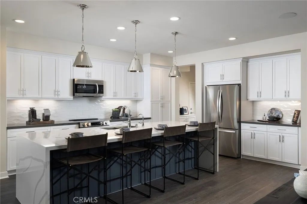 39301 Saddle Drive, Palmdale, CA 93551