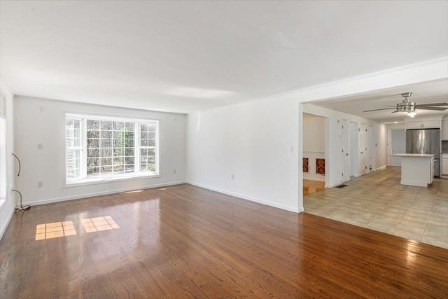 62 Magnolia Drive, Pelham, NH 03076