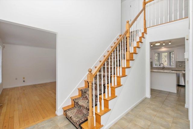 62 Magnolia Drive, Pelham, NH 03076