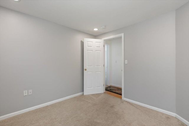 62 Magnolia Drive, Pelham, NH 03076