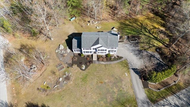 62 Magnolia Drive, Pelham, NH 03076