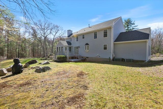 62 Magnolia Drive, Pelham, NH 03076