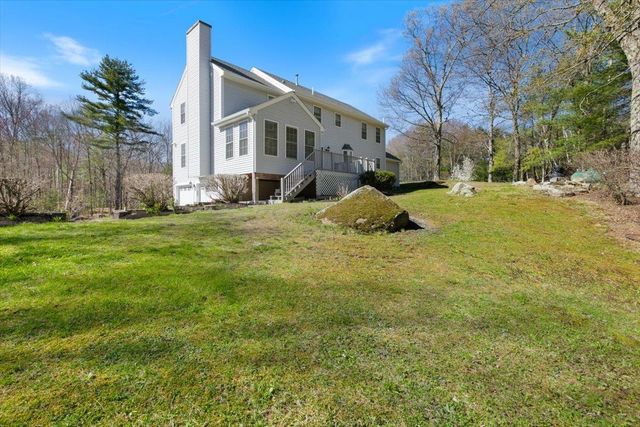 62 Magnolia Drive, Pelham, NH 03076