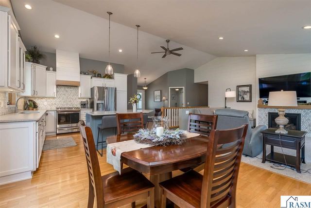 2029 Sundance Lane, North Mankato, MN 56003