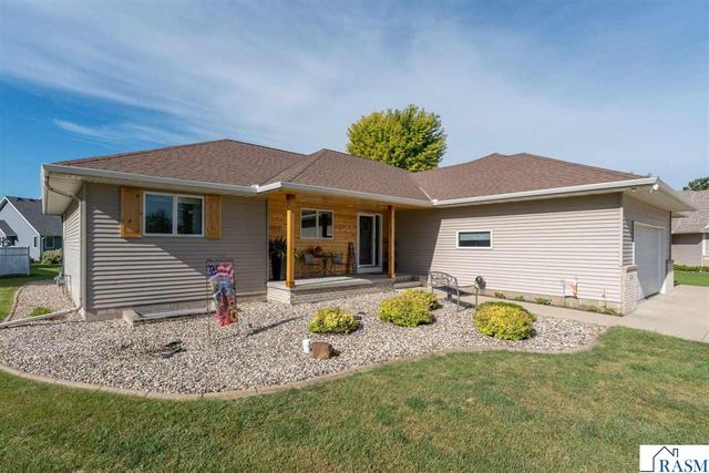 2029 Sundance Lane, North Mankato, MN 56003