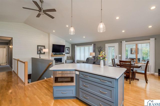 2029 Sundance Lane, North Mankato, MN 56003