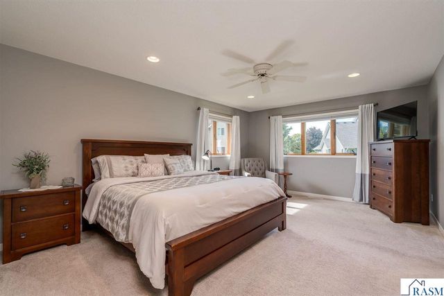 2029 Sundance Lane, North Mankato, MN 56003