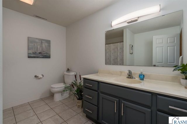 2029 Sundance Lane, North Mankato, MN 56003