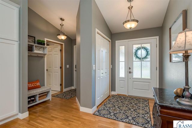 2029 Sundance Lane, North Mankato, MN 56003