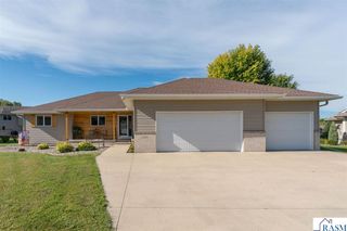 2029 Sundance Lane, North Mankato, MN 56003