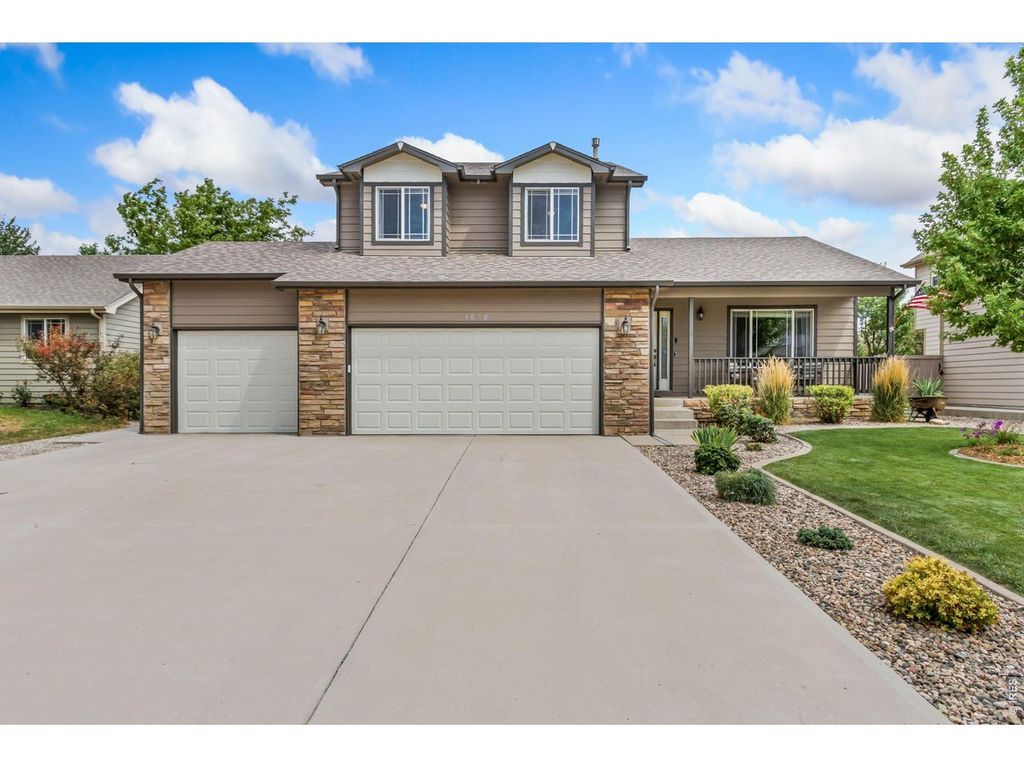 9050 Spirit St, Wellington, CO 80549