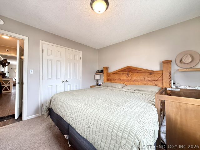 9 S Lake View, Kiefer, OK 74041