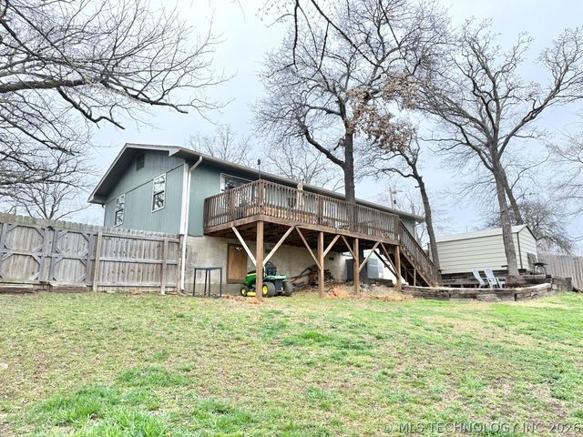 9 S Lake View, Kiefer, OK 74041