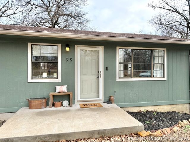 9 S Lake View, Kiefer, OK 74041