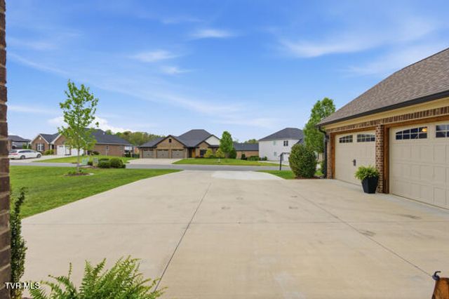 5082 Hester Court, Piney Flats, TN 37686