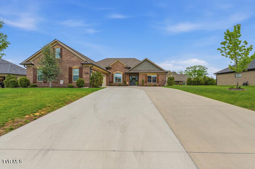 5082 Hester Court, Piney Flats, TN 37686