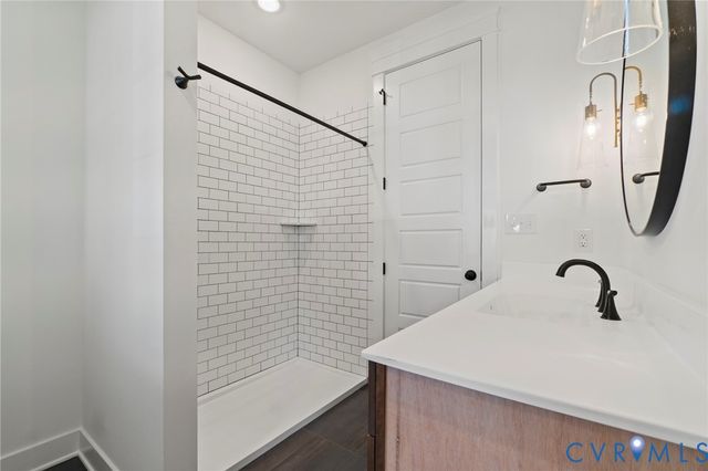 17318 Jojo Ln, Moseley, VA 23120