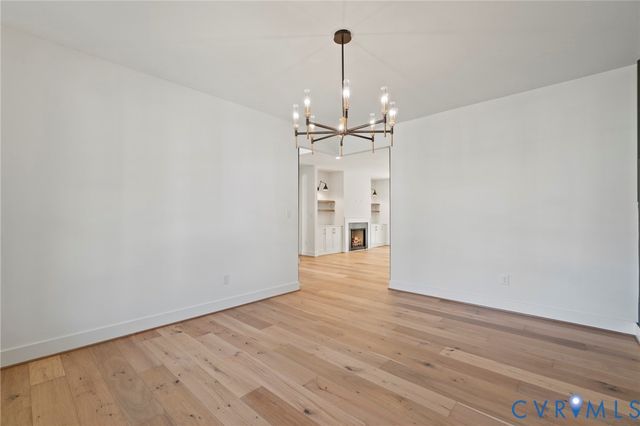 17318 Jojo Ln, Moseley, VA 23120