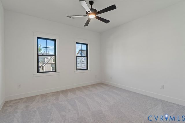17318 Jojo Ln, Moseley, VA 23120