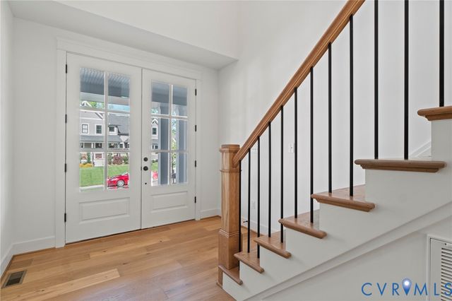 17318 Jojo Ln, Moseley, VA 23120