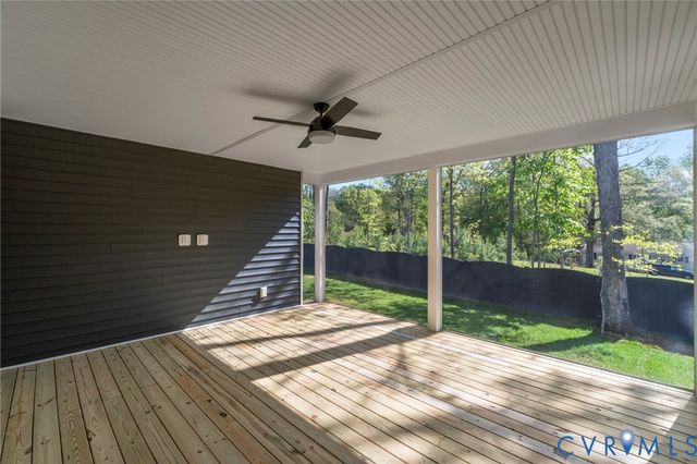17318 Jojo Ln, Moseley, VA 23120