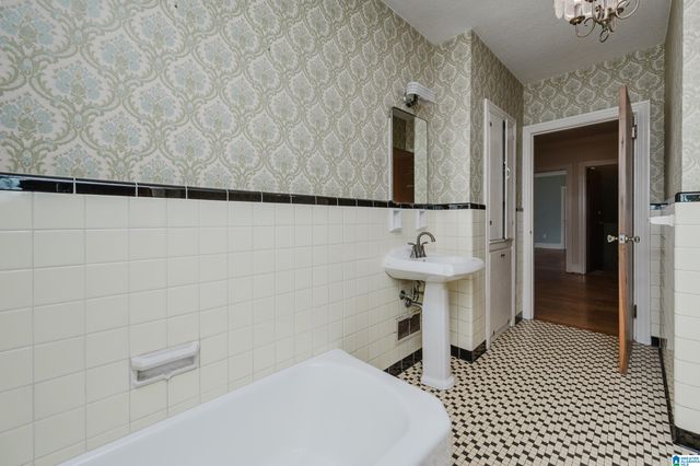 2008 3RD AVENUE N, Pell City, AL 35125