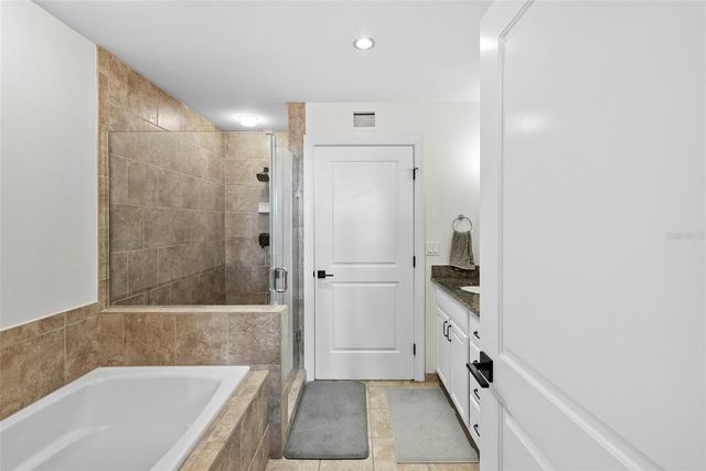 1238 E KENNEDY BOULEVARD 402, Tampa, FL 33602