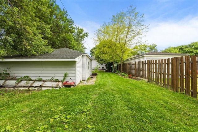 23831 Deziel Street, Saint Clair Shores, MI 48082