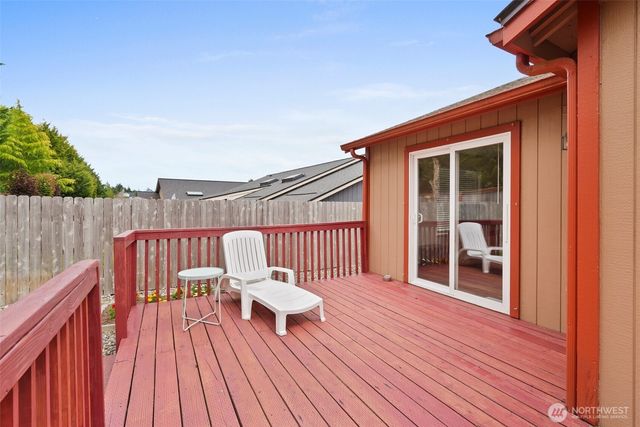 8608 Sebastian Drive NE, Lacey, WA 98516
