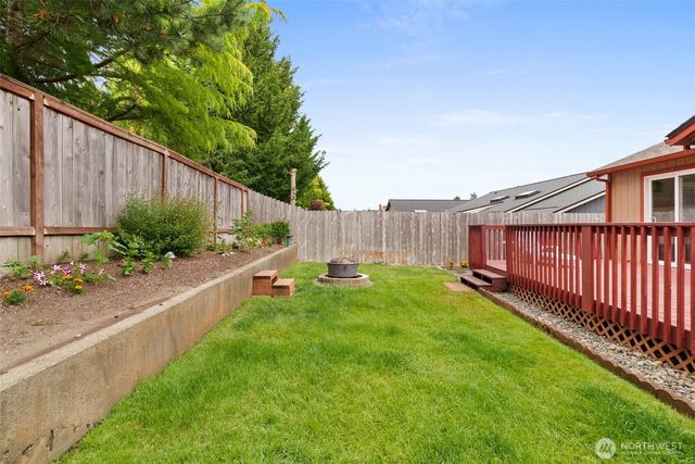 8608 Sebastian Drive NE, Lacey, WA 98516
