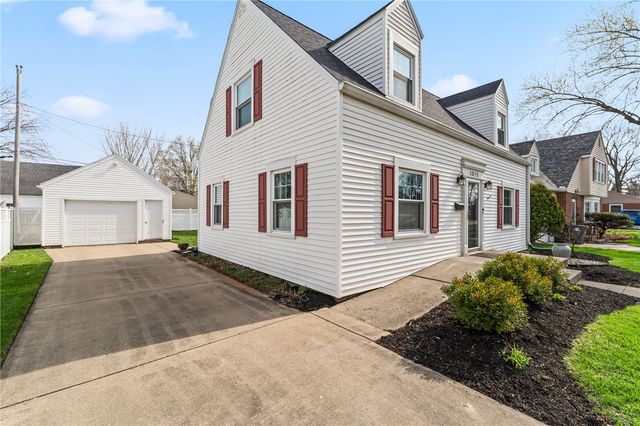 1015 Westgate Road, Troy, OH 45373