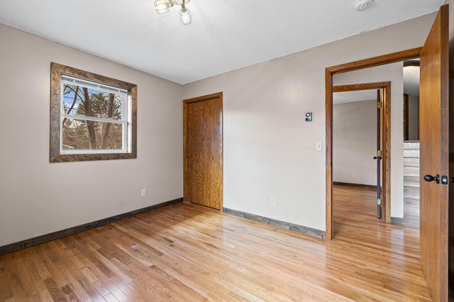 1589 Racine Avenue S, Lake Saint Croix Beach, MN 55043