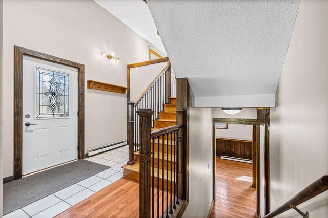 1589 Racine Avenue S, Lake Saint Croix Beach, MN 55043