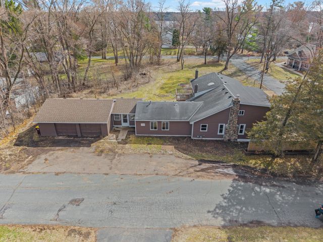 1589 Racine Avenue S, Lake Saint Croix Beach, MN 55043