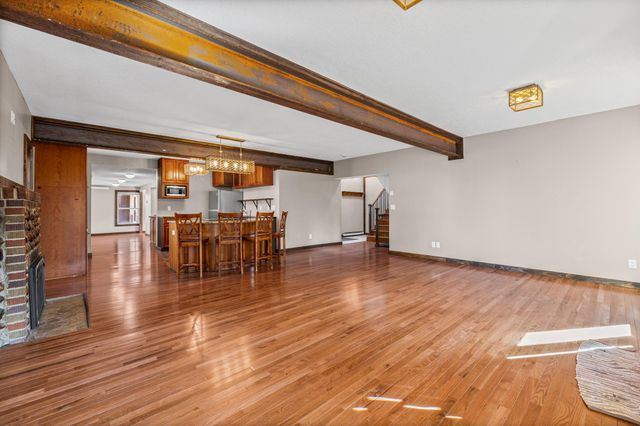 1589 Racine Avenue S, Lake Saint Croix Beach, MN 55043