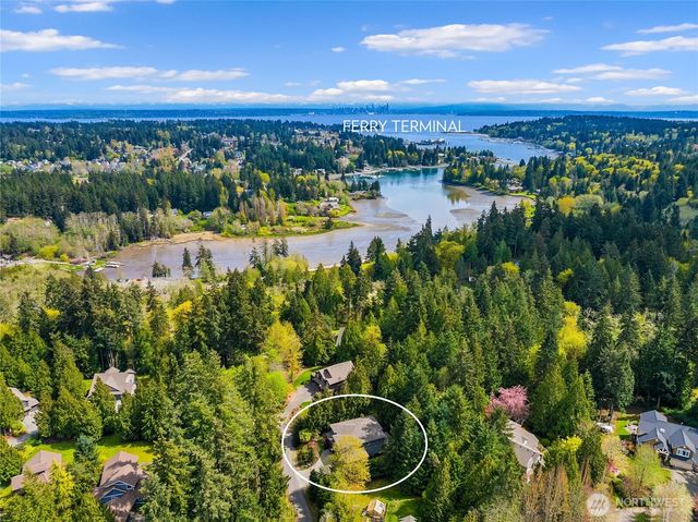 7817 NE Ledgestone Loop, Bainbridge Island, WA 98110