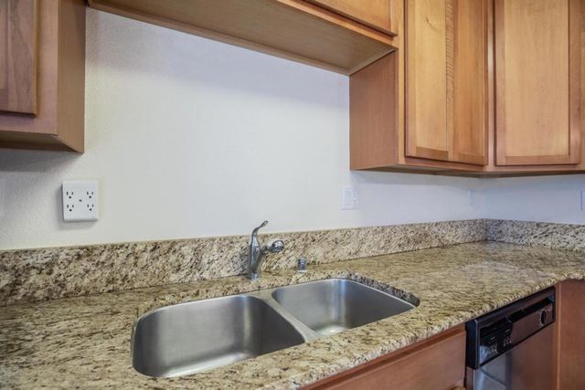 300 Glenwood Circle 258, Monterey, CA 93940