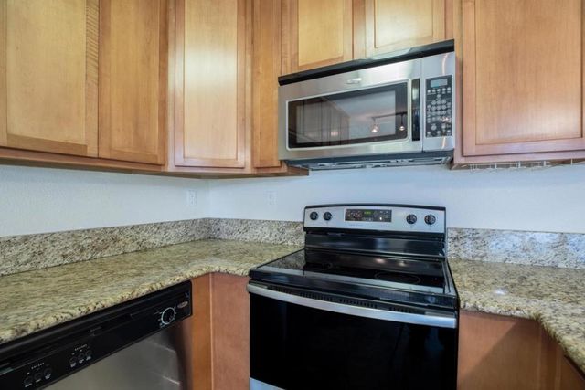 300 Glenwood Circle 258, Monterey, CA 93940